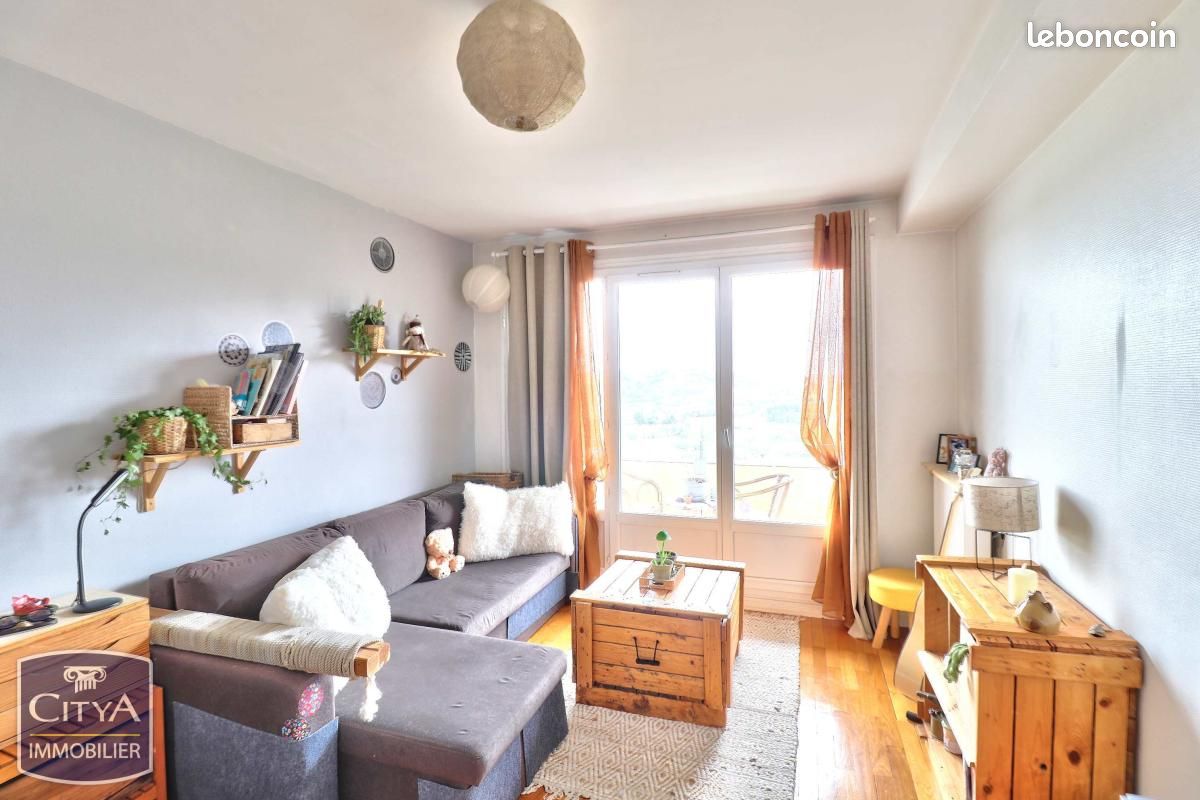 Appartement 3 pièces 60 m² · à Firminy · 60 m² · 67 000 €