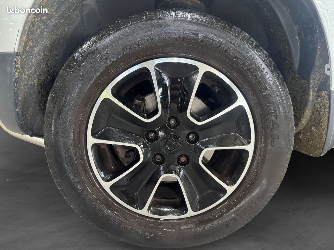DACIA DUSTER 1.5 DCI 110 BLACK TOUCH 110Ch Garantie 12 mois (image 15)