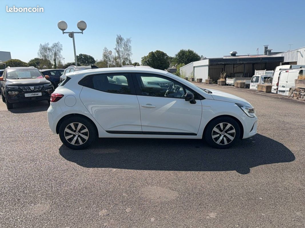 RENAULT Clio TCe 90 Equilibre (image 6)