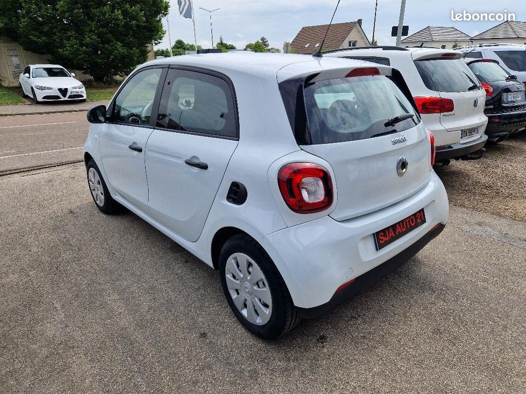 Smart Forfour 1.0i 71ch passion BVA6 (image 3)