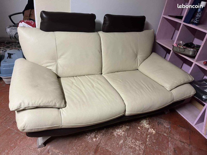 Canapé en cuir beige (image 1)