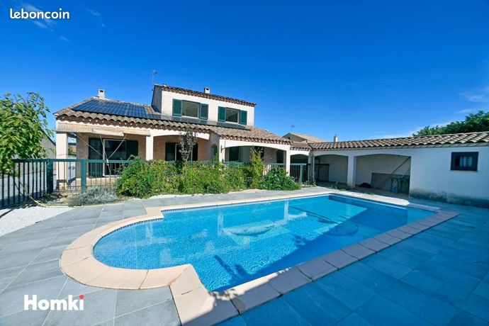 Villa 7 pièces 170 m²