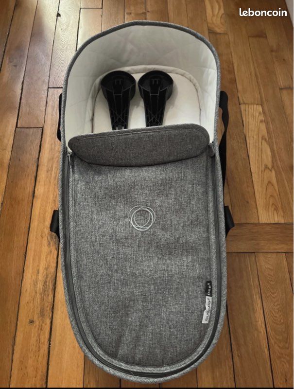 maxi cosi mit wagen Maxi-Cosi Zelia Select Trio, Baby Kinderwagen 3 in 1 Kindersitz, 0–4 Jahre (0–22 kg), Einhändig Klappbar, Kompaktes und Wendbares Kinderwagen Set, Mit CabrioFix S i-Size-Kindersitz, Grau Baby Color:BLK SDCC 2025 Cosi Siena Luxe Modular Smith Forefront 2 Mips