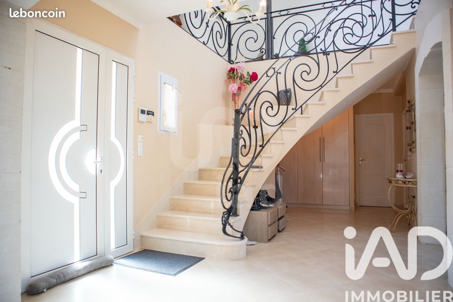 Maison 8 pièces 210 m² (image 5)
