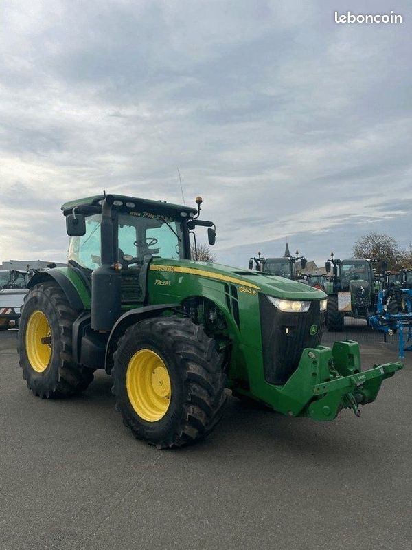 John Deere 8260R - ILS - Moteur 9L - Autopowr - Tracteurs