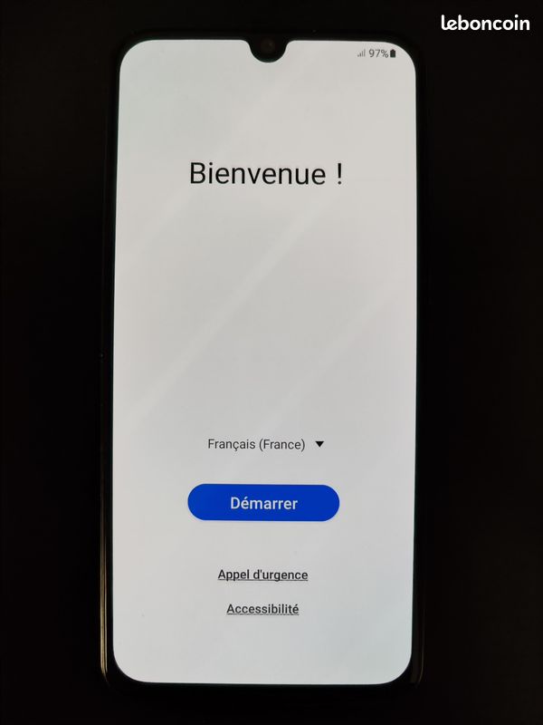 Samsung Galaxy A40 64go Bleu (image 1)