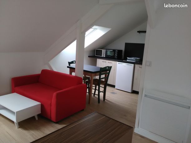 STUDIO 30 M² idéal étudiant(e) ou apprenti (e)