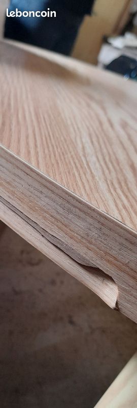 Table ronde en bois stratifié (image 4)