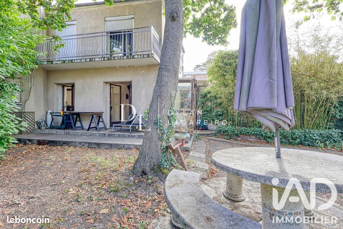 Maison 4 pièces 89 m² · à Saint-Denis · 89 m² · 245 000 €