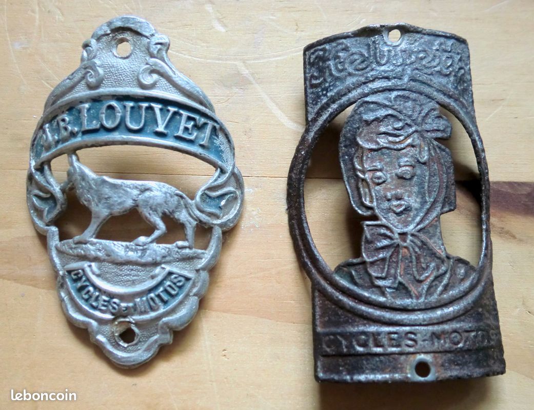 Lot De 3 Plaques De Vélo Anciennes - Émaillées Ou Métal - Vintage Cyclisme