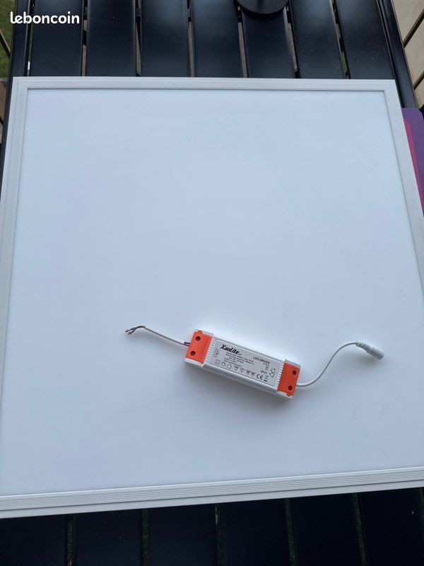 Plafonnier led Xanlite (image 1)
