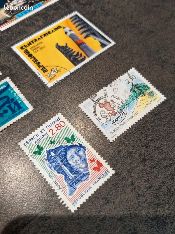 Timbres étrangers (image 8)