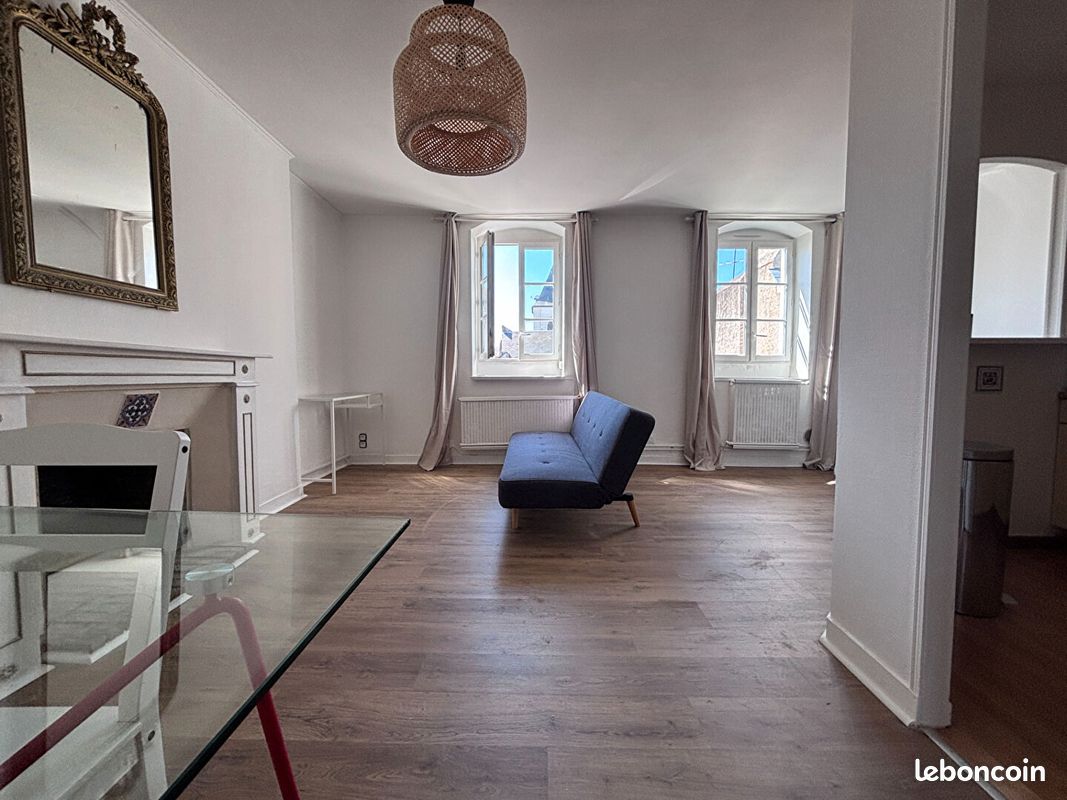 Appartement 3 pièces 50 m² · à Orléans · 50 m² · 830 €