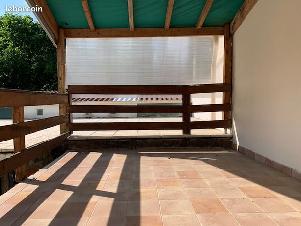 Studio 1 pièce 27 m²