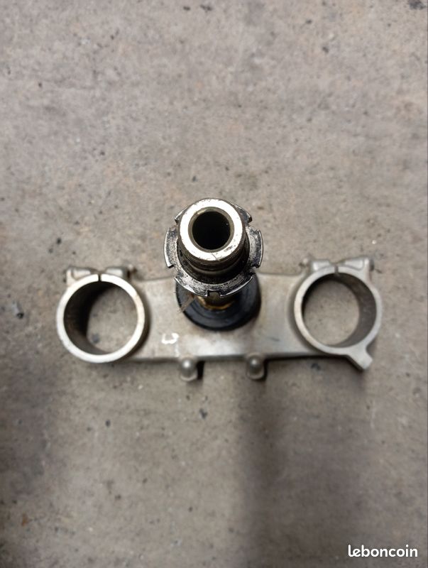 Tige de direction inférieure Suzuki rmz 250 (image 1)