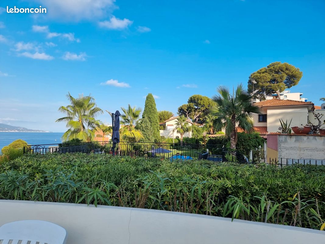 Appartement 2 pièces 55 m² · à Roquebrune-Cap-Martin · 55 m² · 600 €/mois