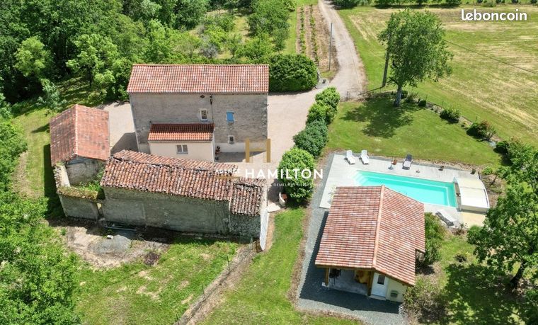 Propriété 5 pièces 138 m²