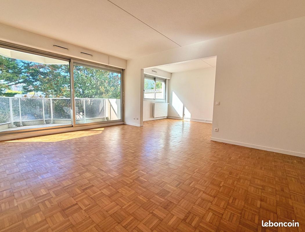 Appartement 5 pièces 104 m² · à Bordeaux · 104 m² · 360 000 €