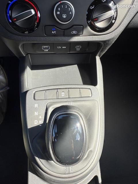 Hyundai i10 (3) 1.0 63 BVR INTUITIVE (image 16)