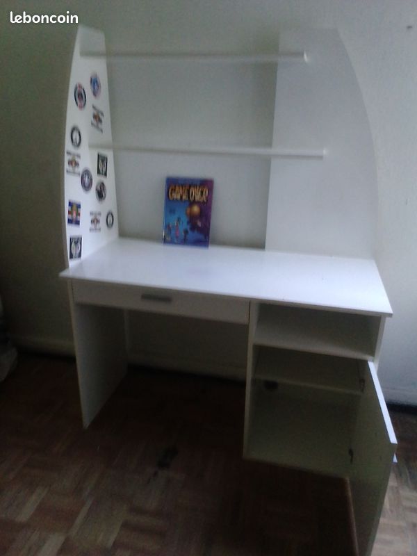 Bureau blanc avec rangement bon état (image 6)