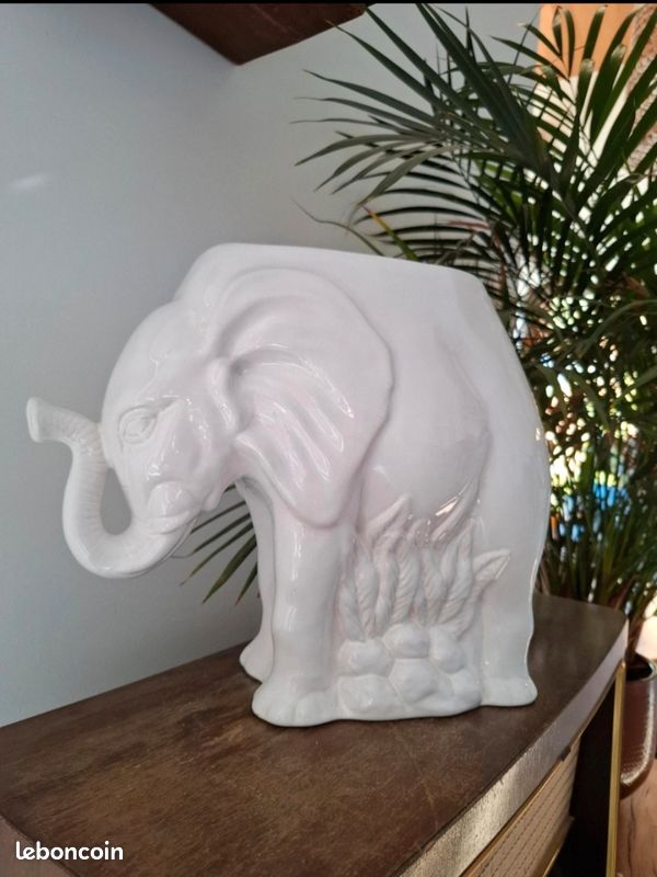 Vase / cache-pot éléphant en céramique blanche (image 3)