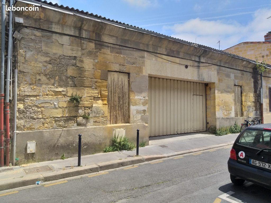 Parking 10 m² · à Bordeaux · 10 m² · 95 €/mois