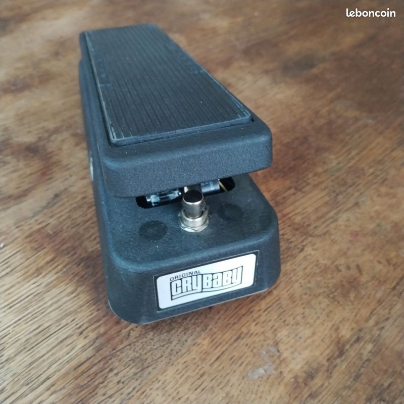 Titre : Pédale Wah-Wah Dunlop Cry Baby GCB-95 + boîte d’origine (image 3)