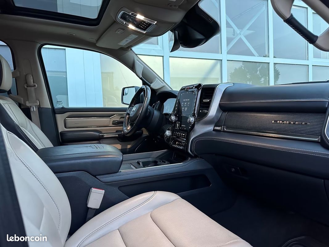 Dodge RAM 1500 Limited 5.7 HEMI eTorque 401 ch 4x4 – Pano – Harman Kardon – 360° – E-Step (image 14)