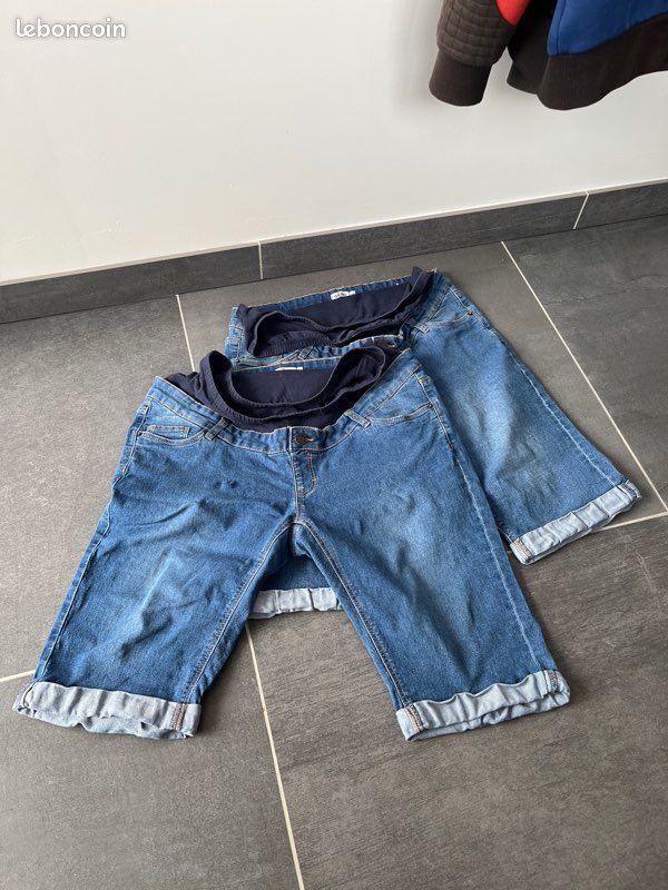 Lot de bermudas shorts de grossesse en jean marque Gémo taille