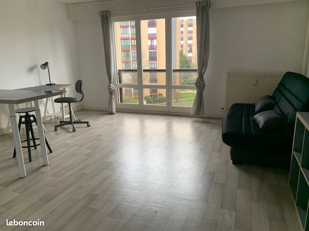 Appartement 1 pièce 32 m² · à Orléans · 32 m² · 581 €/mois