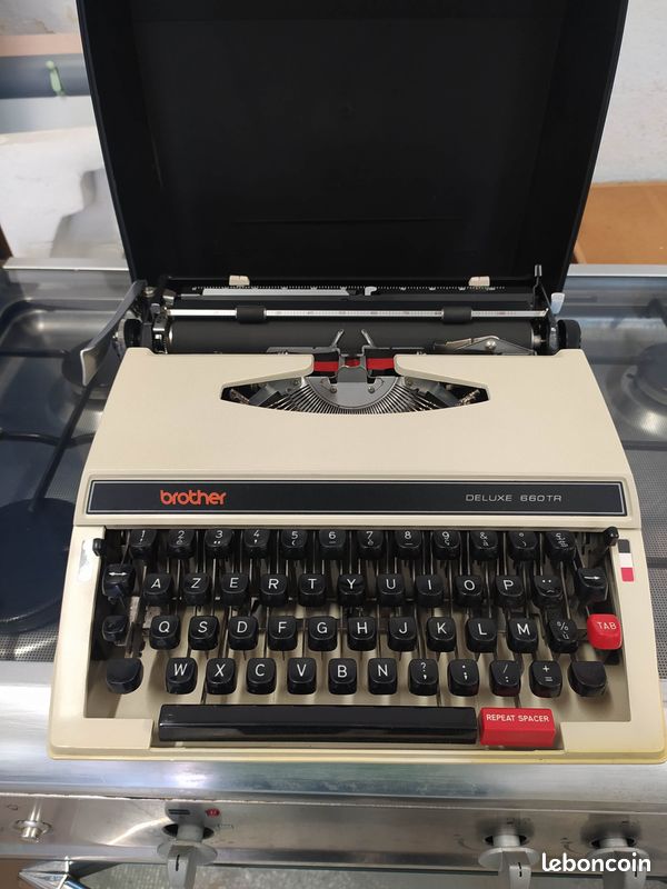 Machine à écrire (image 4)