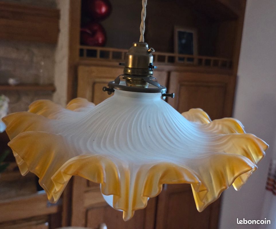 Abat-jour En Verre Drapé / Suspension Luminaire – Verre Transparent, Style Unique
