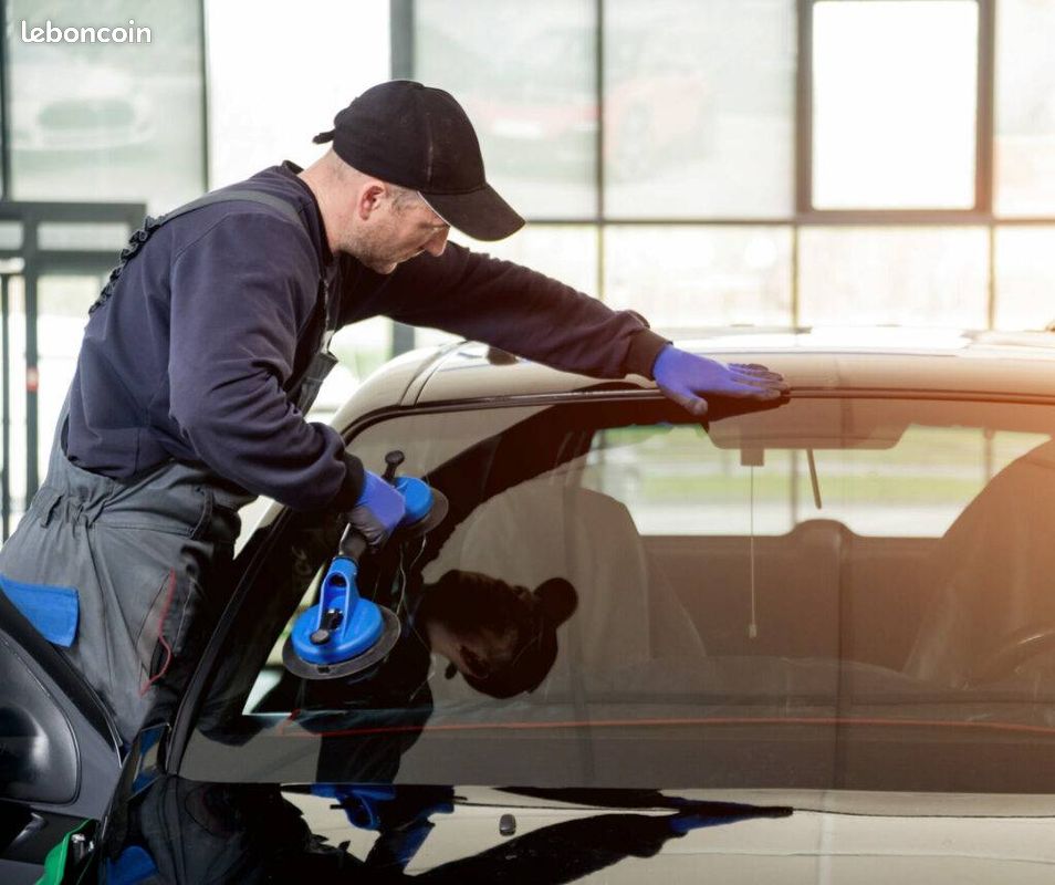 Technicien Pare-Brise / Préparateur Automobile avec fibre commerciale (H/F/X) (image 1)
