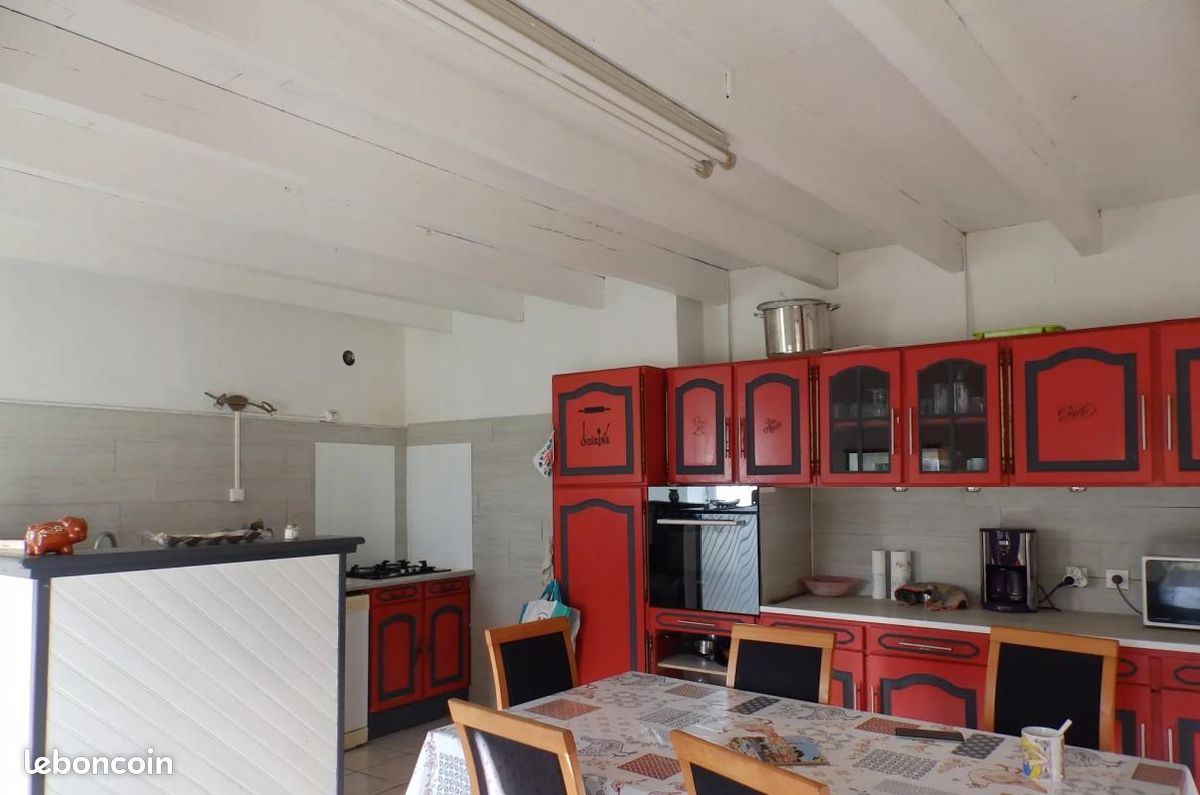 Maison 136 m² Aigre - Aigre 16140 (image principale 3)