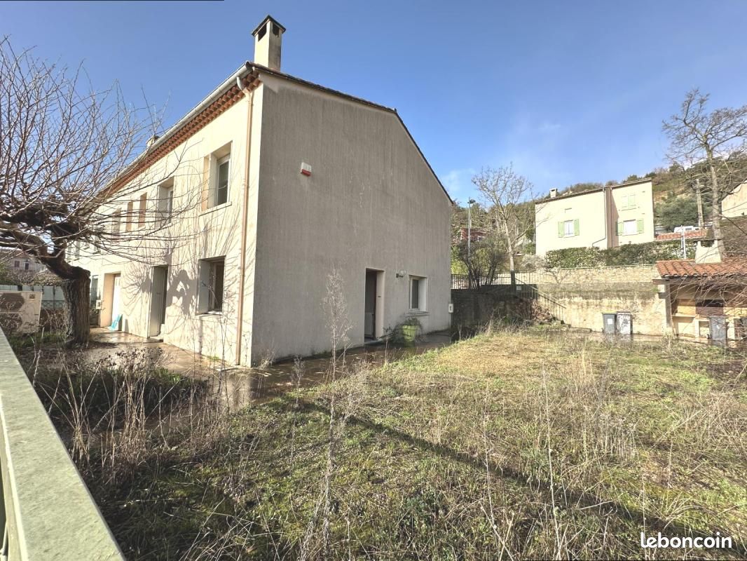 Maison 8 pièces 168 m² · à Bédarieux · 168 m² · 198 000 €