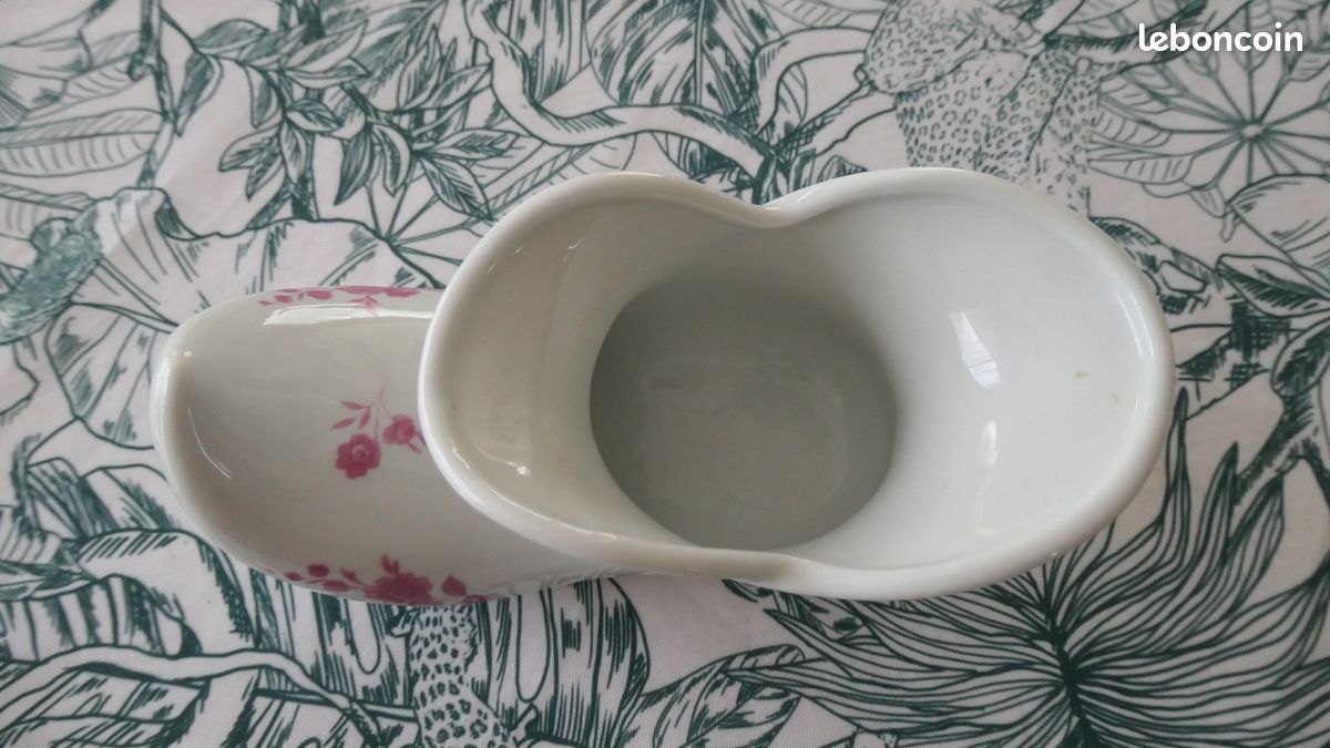 Vase forme de Botte ou chaussure en porcelaine (image 2)