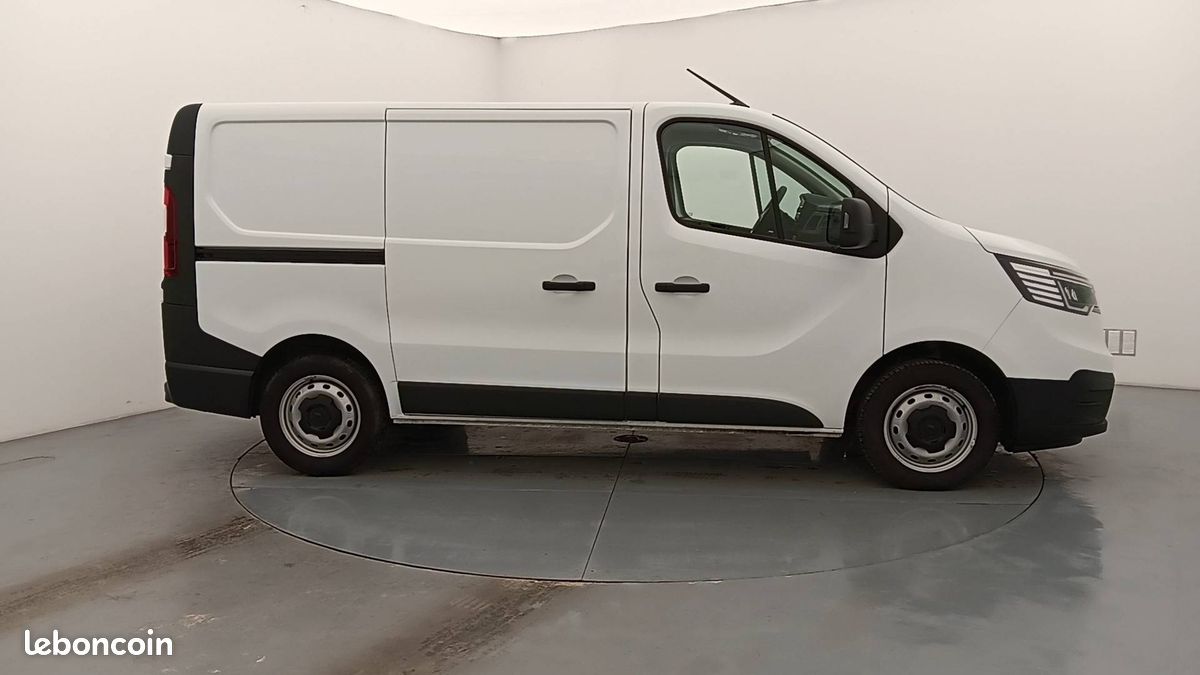 Renault trafic fgn l1h1 3000 kg blue dci 130 (image 5)