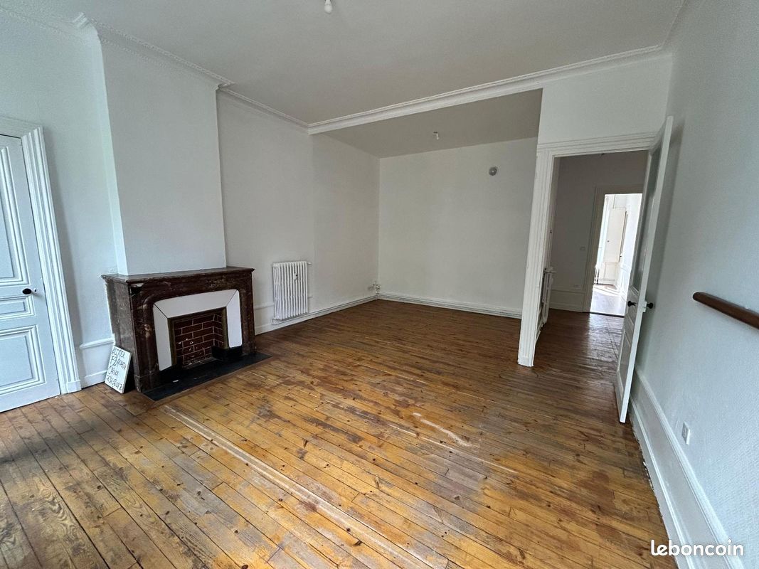 Appartement 3 pièces 92 m² · à Saint-Étienne · 92 m² · 99 000 €