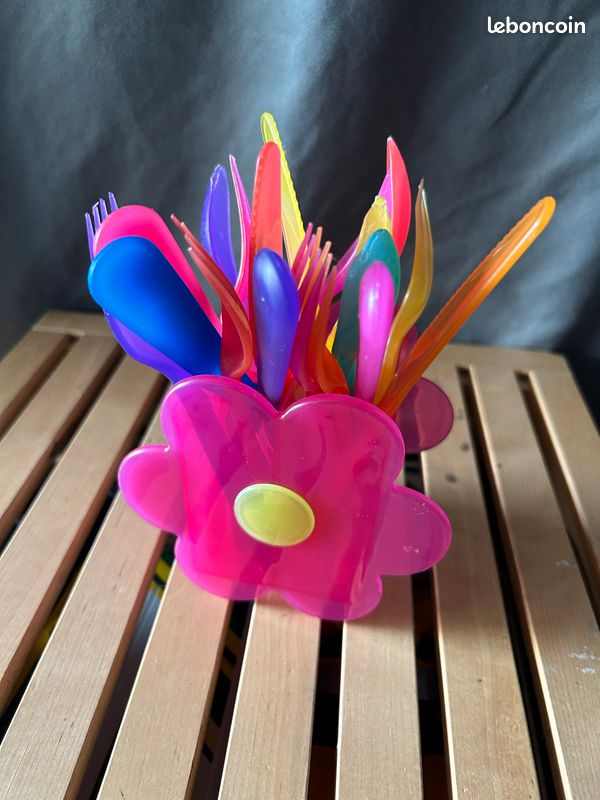 Lot de couvert en plastique (image 1)