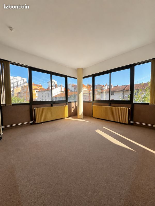 Appartement 2 pièces 50 m² · à Roanne · 49,8 m² · 59 000 €