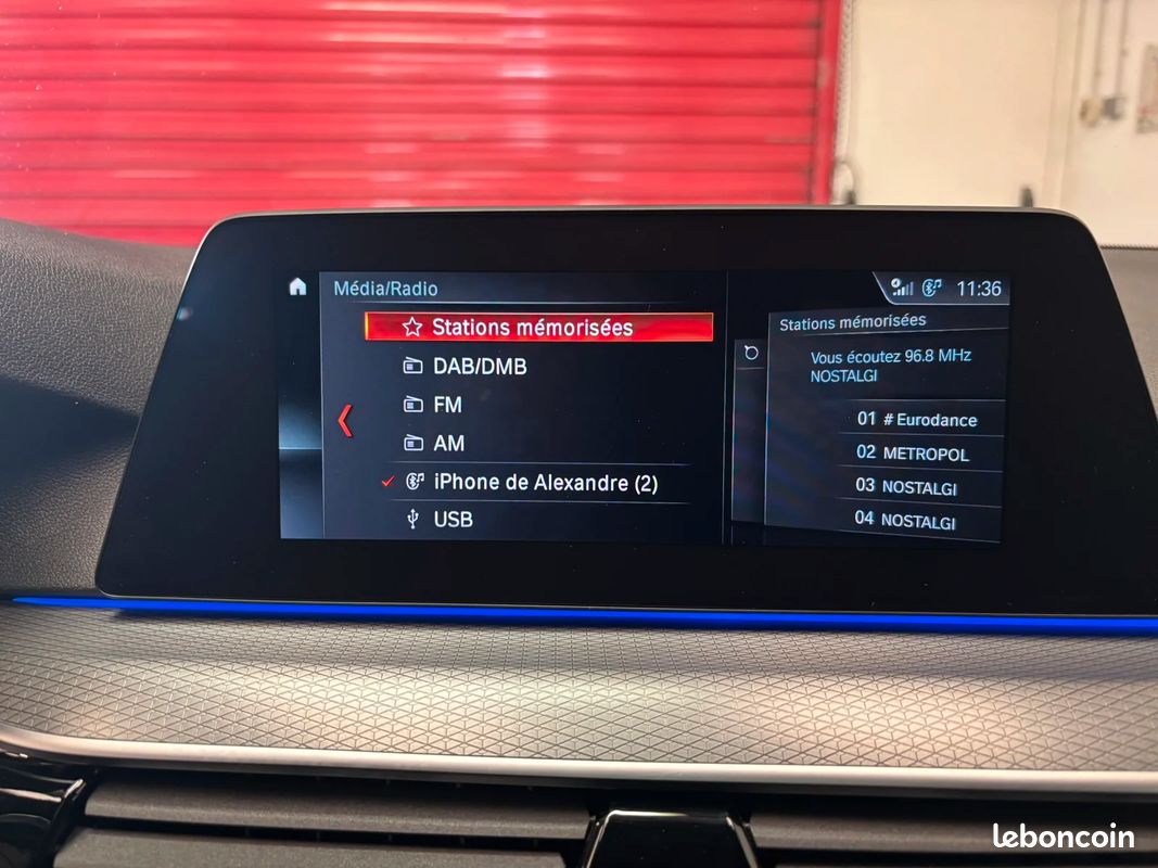 BMW 530d TOURING M SPORT XDRIVE 265 CH BVA8 – TOIT PANORAMIQUE - CAMÉRA 360° - GARANTIE (image 21)