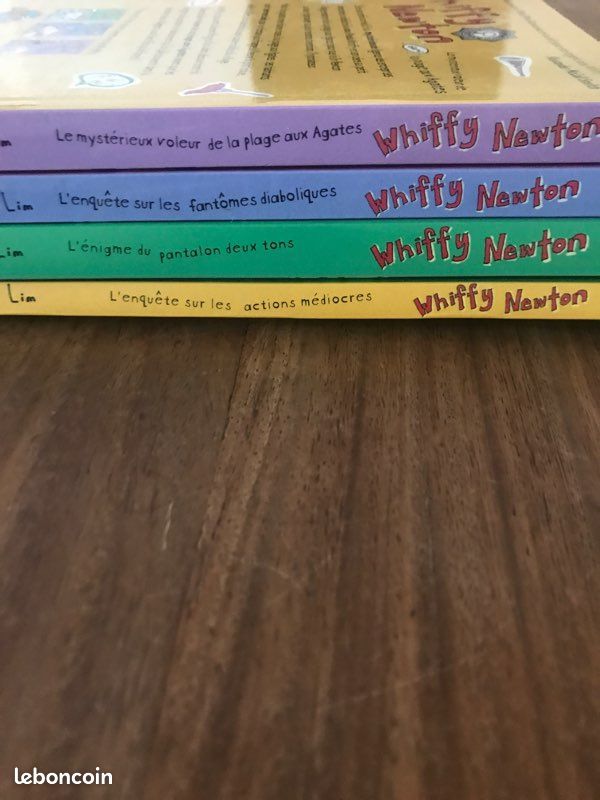 Lot de 4 livres jeunesse Whiffy Newton super détective (image 7)