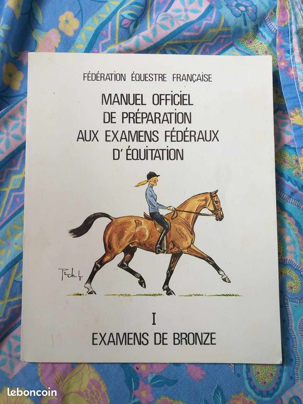 Manuel Officiel Préparation Examens Fédéraux équitation, II Examen, Français