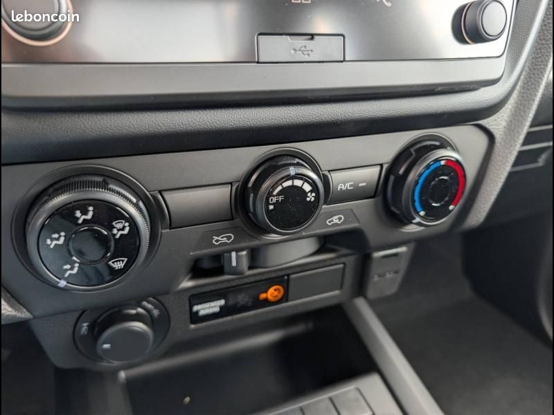 Isuzu D-Max 2.2 Ddi 164ch B-Strong Single MECANIQUE (image 22)