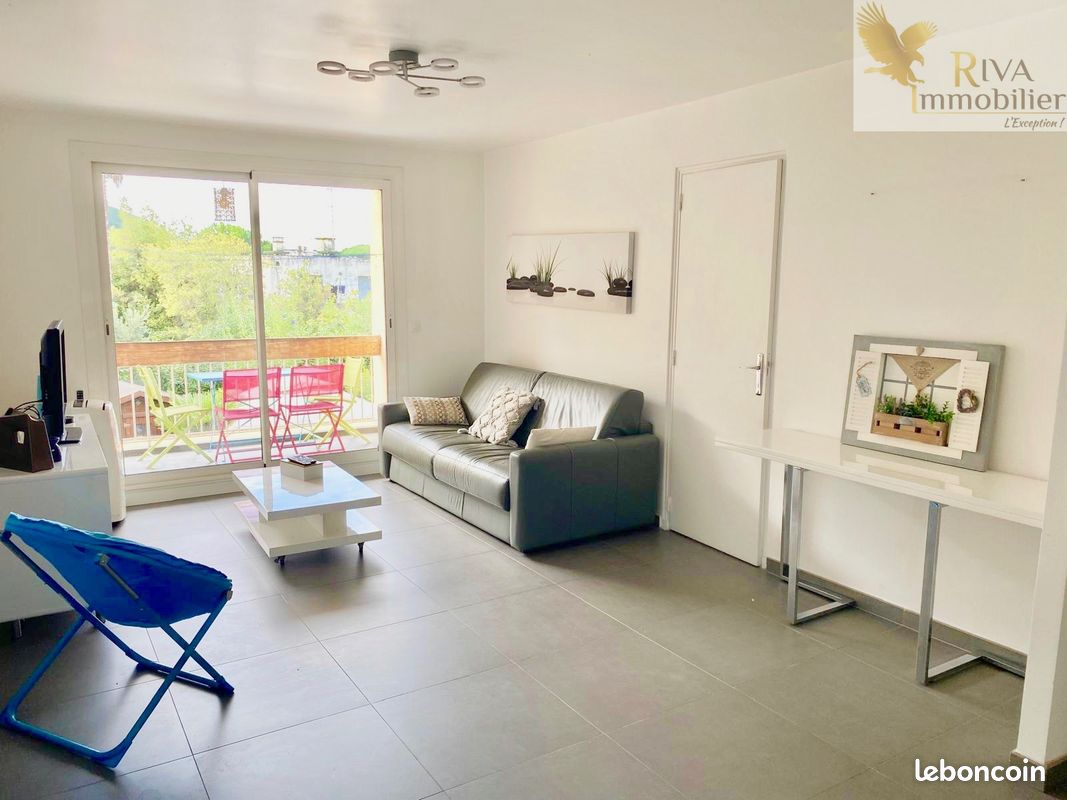 Appartement 2 pièces 44 m² · à Saint-Cyr-sur-Mer · 44 m² · 294 000 €