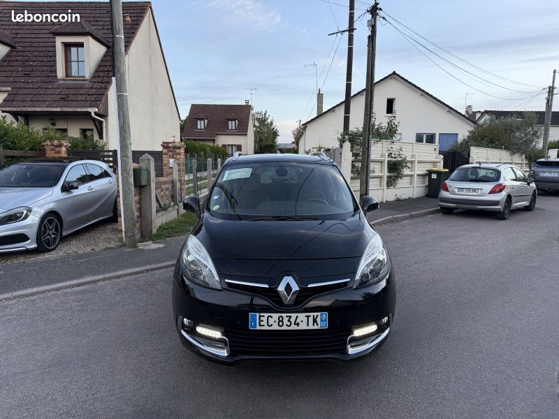 Renault GRAND SCENIC III 1.5 DCI 110CH ENERGY BOSE ECO² EURO6 7 PLACES 2015 (image 9)