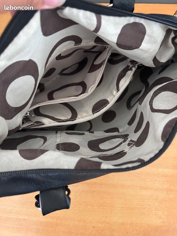 Sac bandoulière noir (image 3)