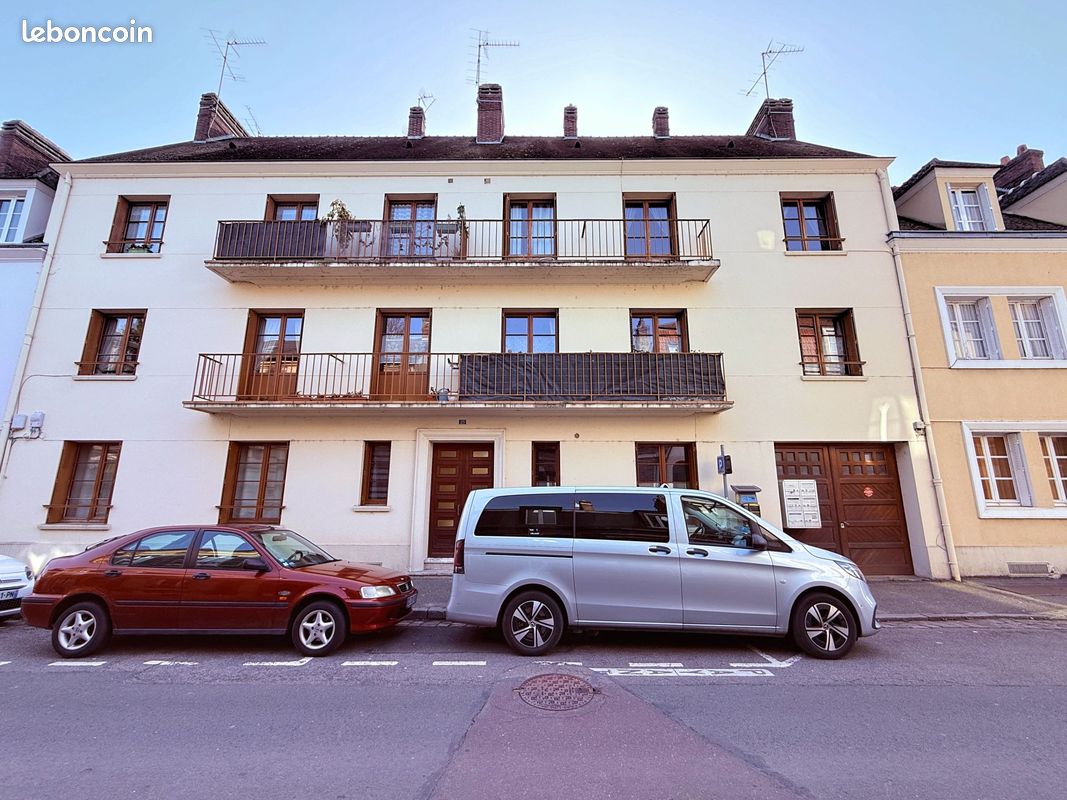 Immeuble 300 m² · à Vernon · 300 m² · 793 000 €