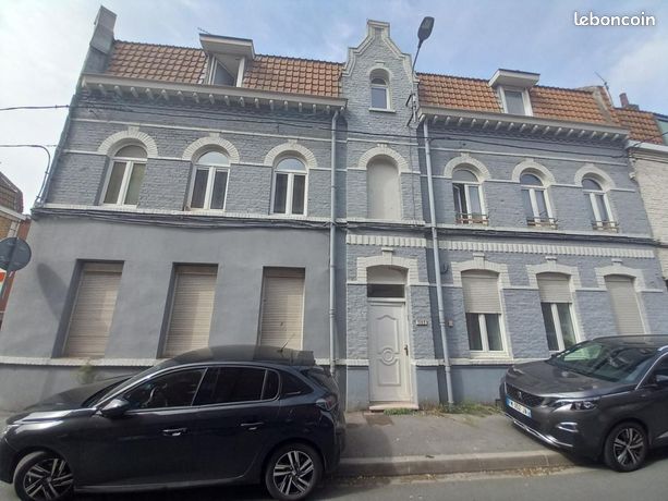 Immeuble 15 pièces 250 m²