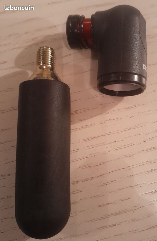 AOOWU Gonfleur CO2 Pour Vélo – Valve Presta/Schrader – Compatible Bouteilles 12-25g – Léger Et Rapide (cartouches Non Incluses)